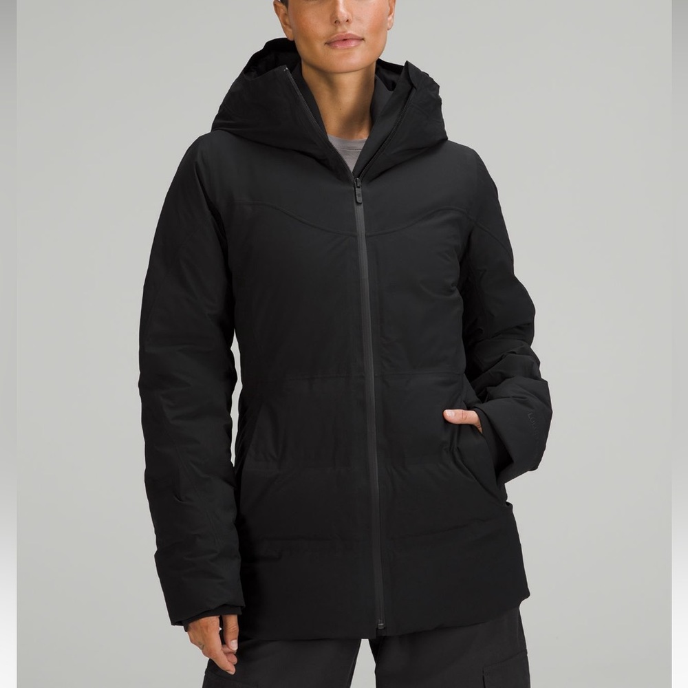 Like new! Lululemon Sleet Street Jacket - Size 8